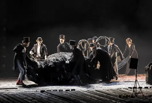 Government Inspector ("R")