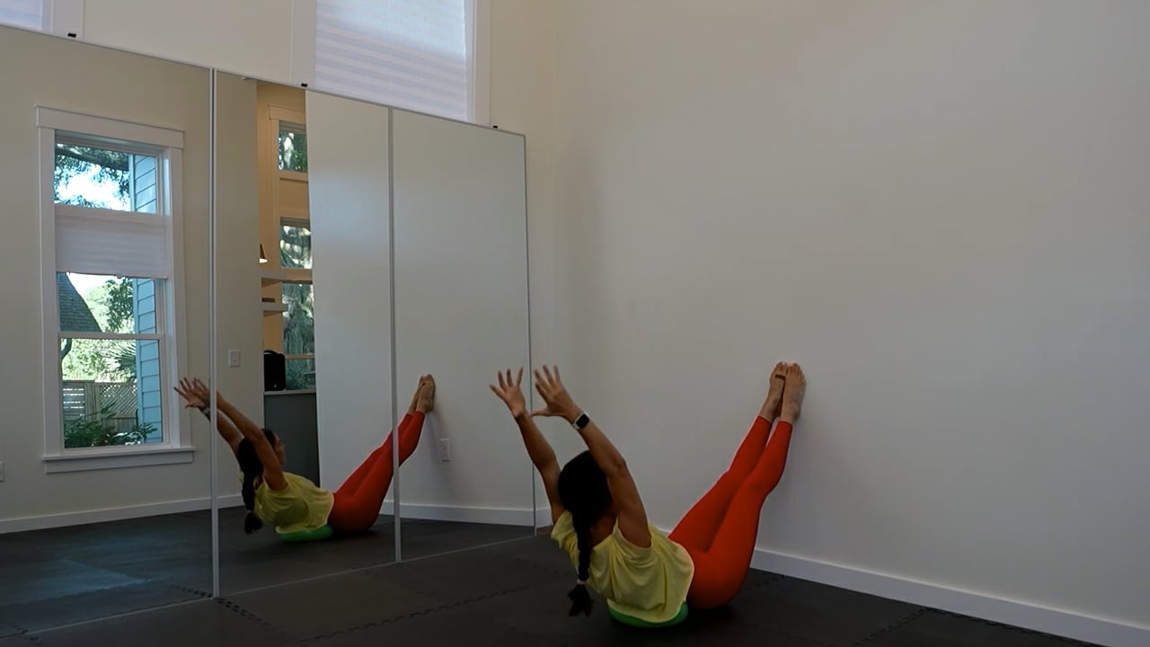 Advanced Abs with the ball and a wall