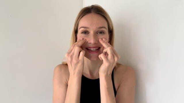 4 Min visage entier effet bonne mine ...