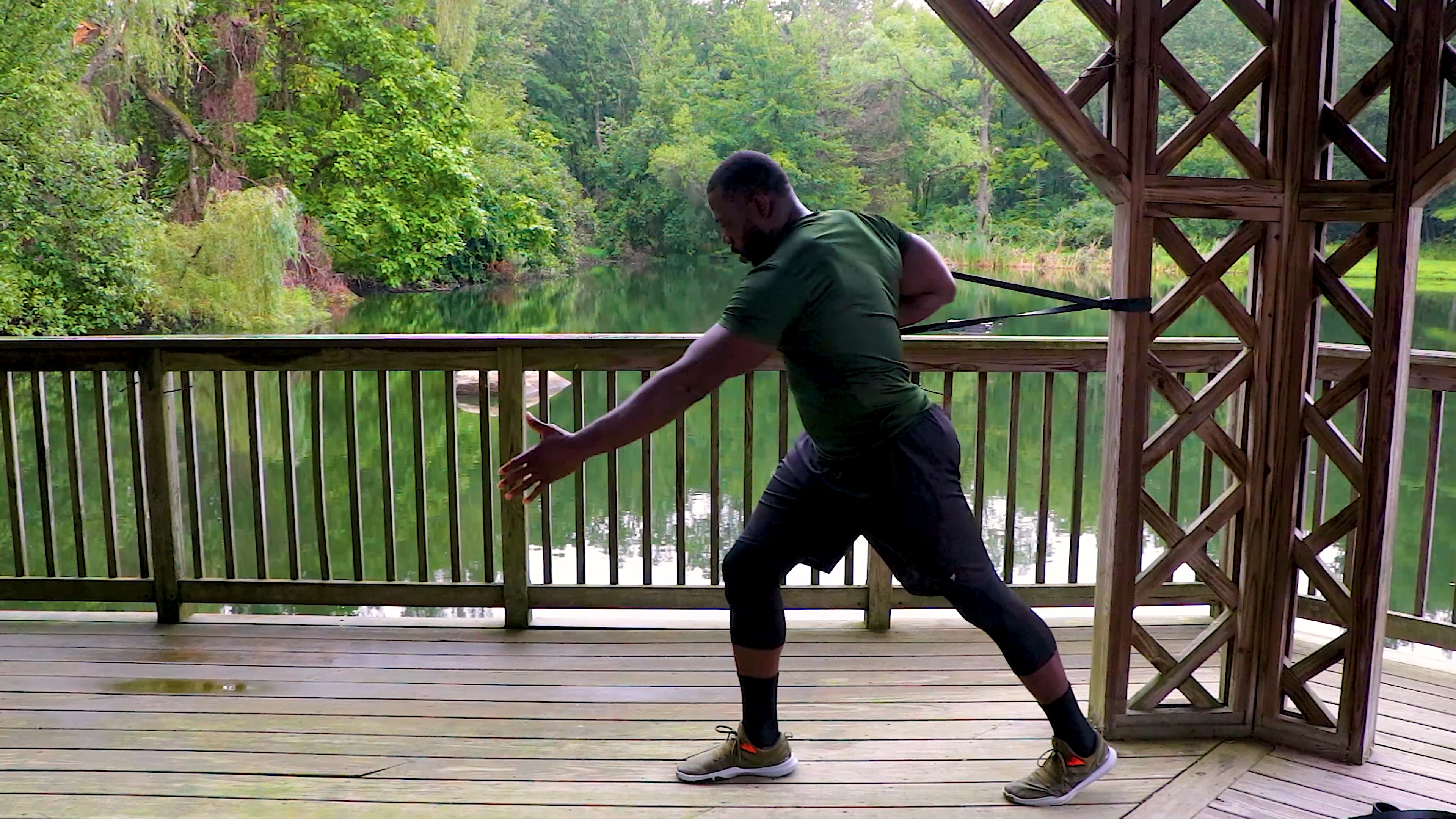 Split Stance Single Arm Cable Press