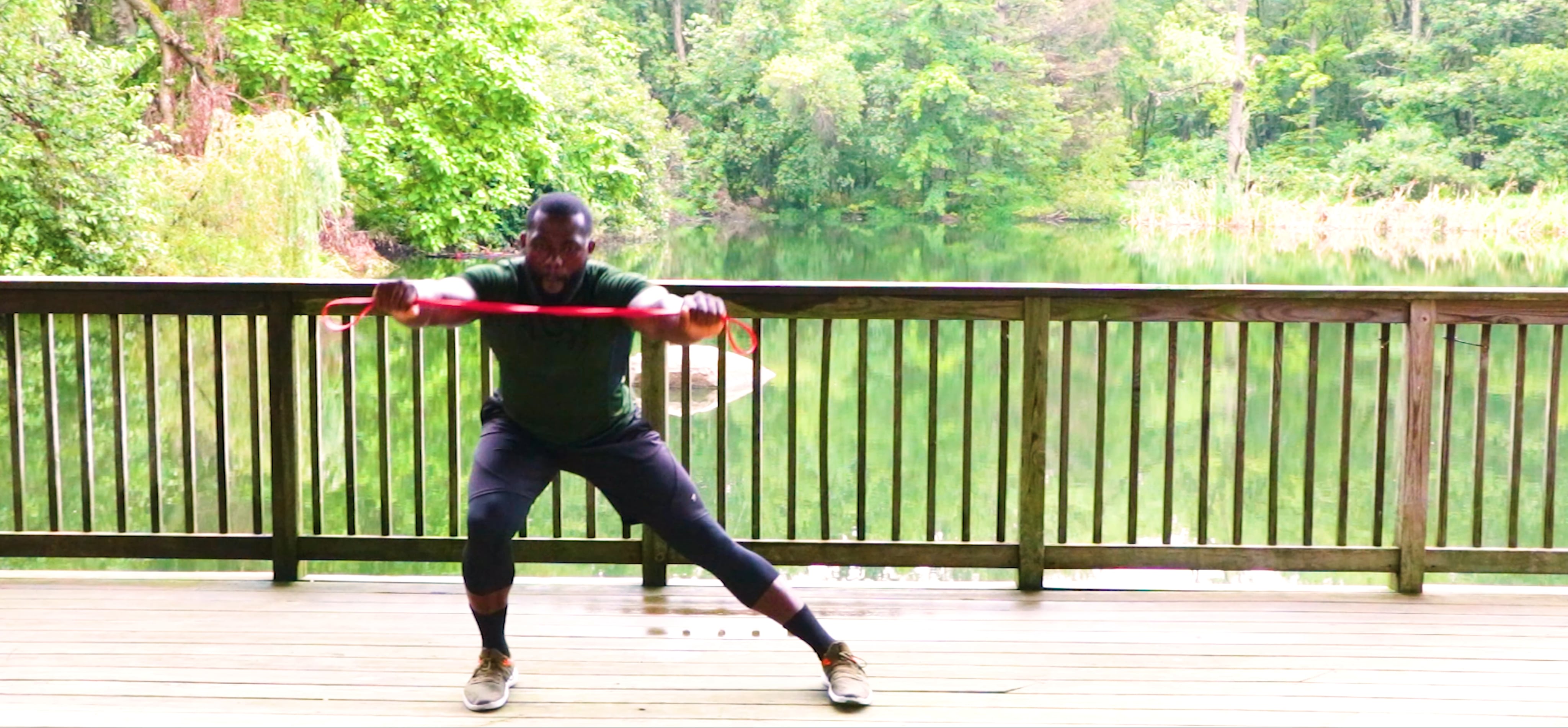 ALT LATERAL LUNGE W PULL APART