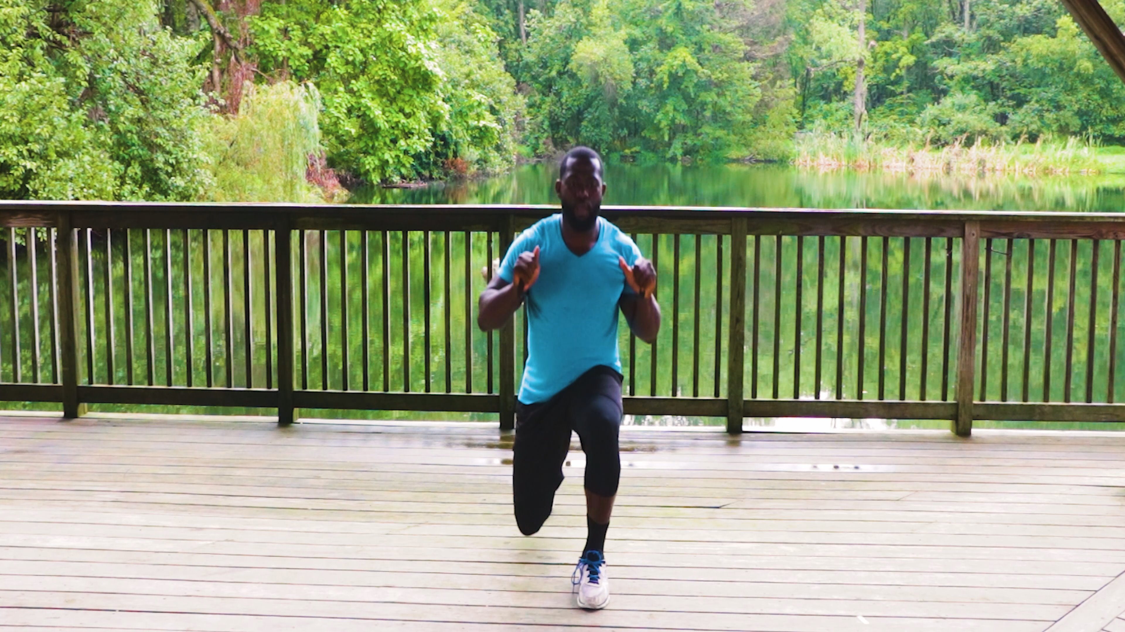 ALT FORWARD LUNGE W CHEST PRESS