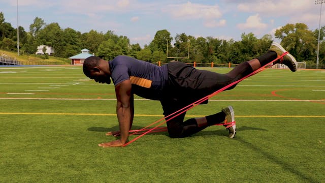 Quadruped Band Hip Extension