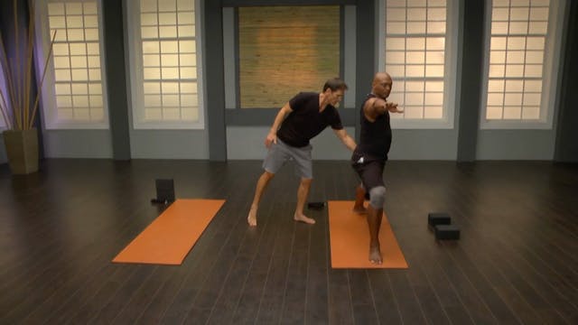 Athletic Yoga: Yoga for Strength with Eddie George - GAIAM
