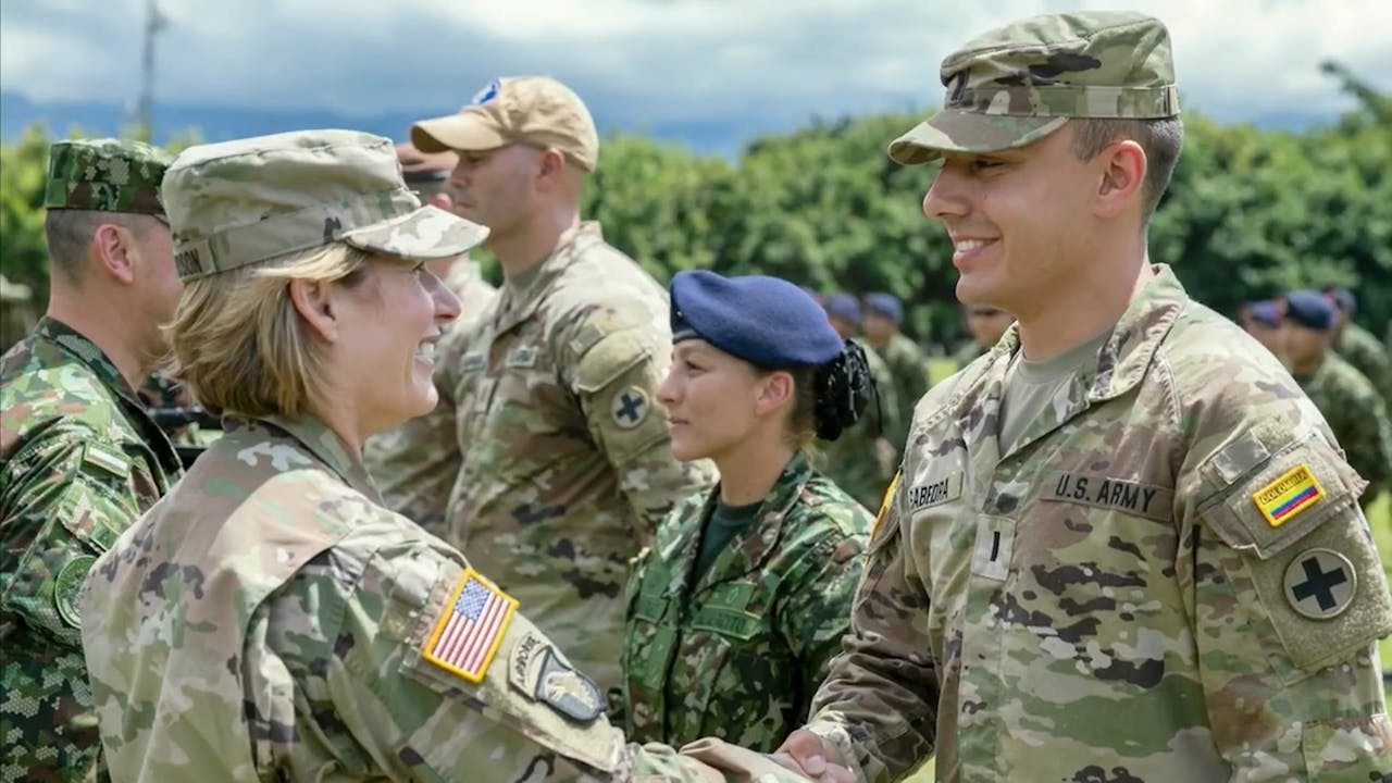 Gen. Laura J. Richardson - Distinguished Military Leadership Award ...