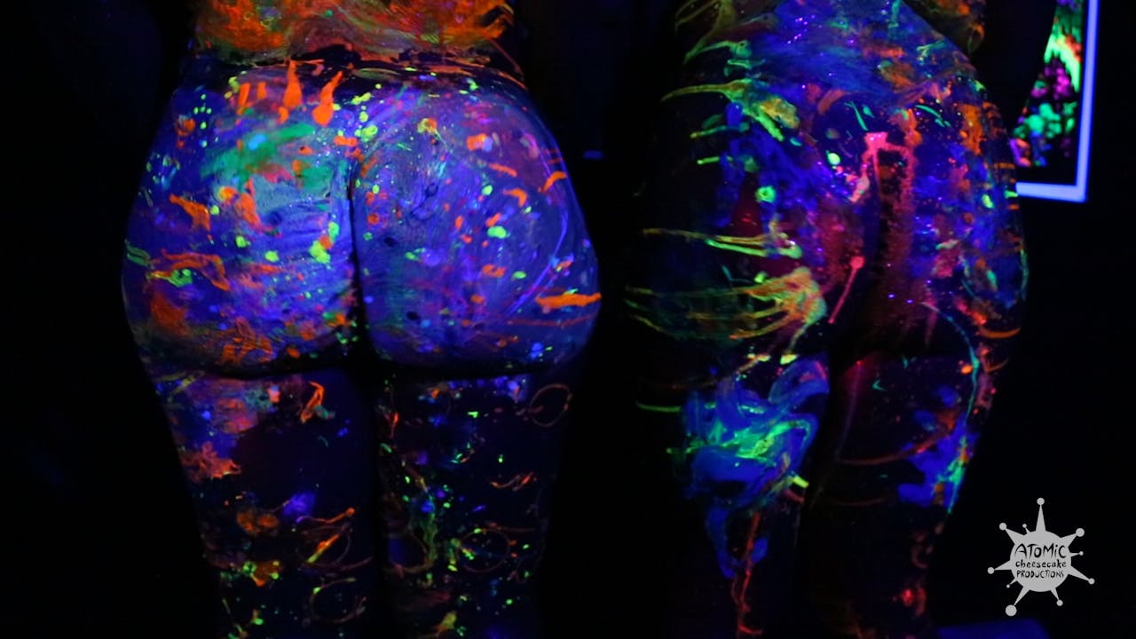 Blacklight Body Painting with Essa Terick & Lauren Chantel