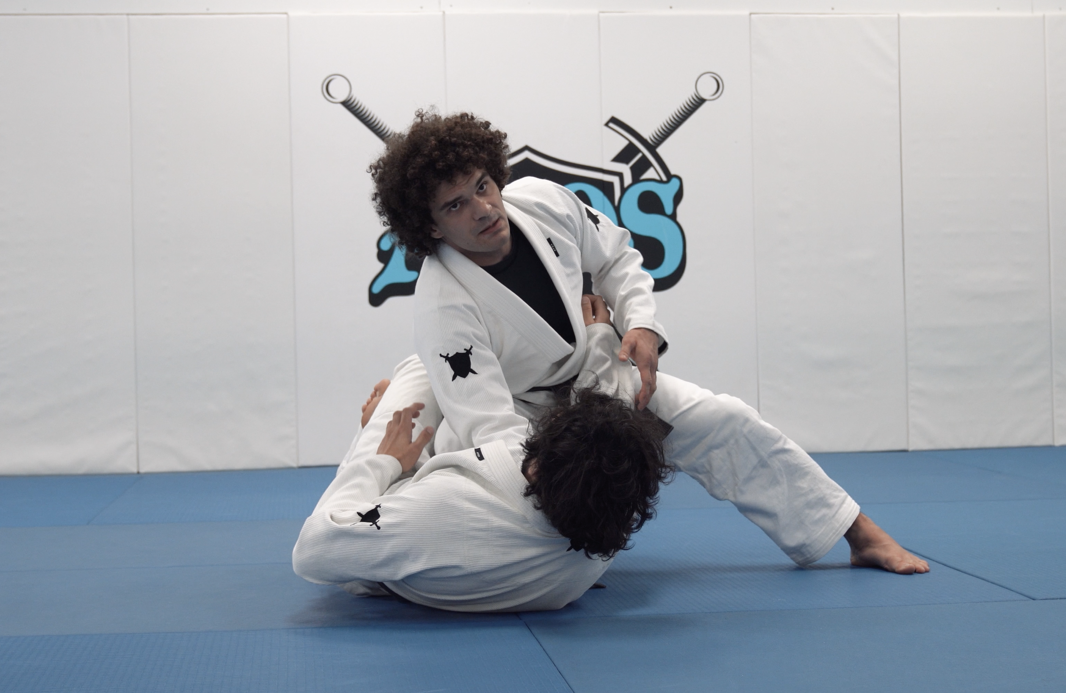 Old School Half Guard Pass to Knee | Cut Part 1