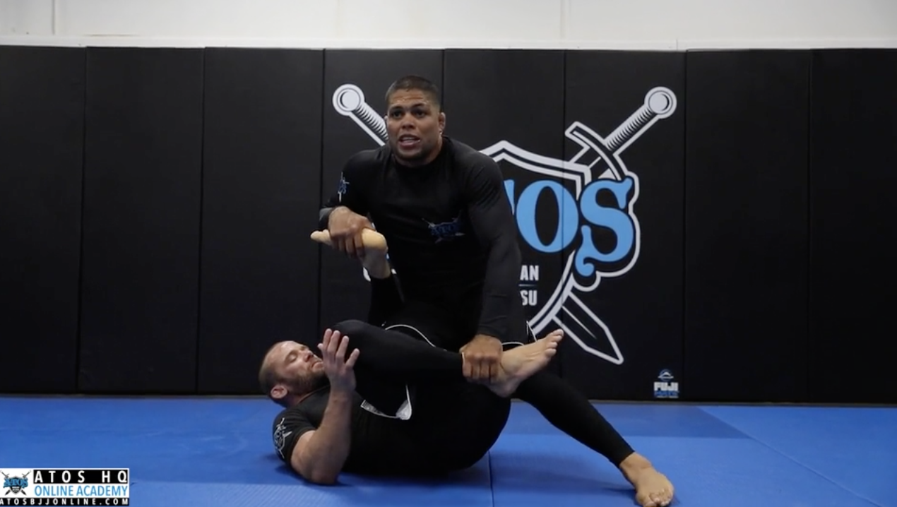 Long Step Pass from One Leg X To Anaconda Choke