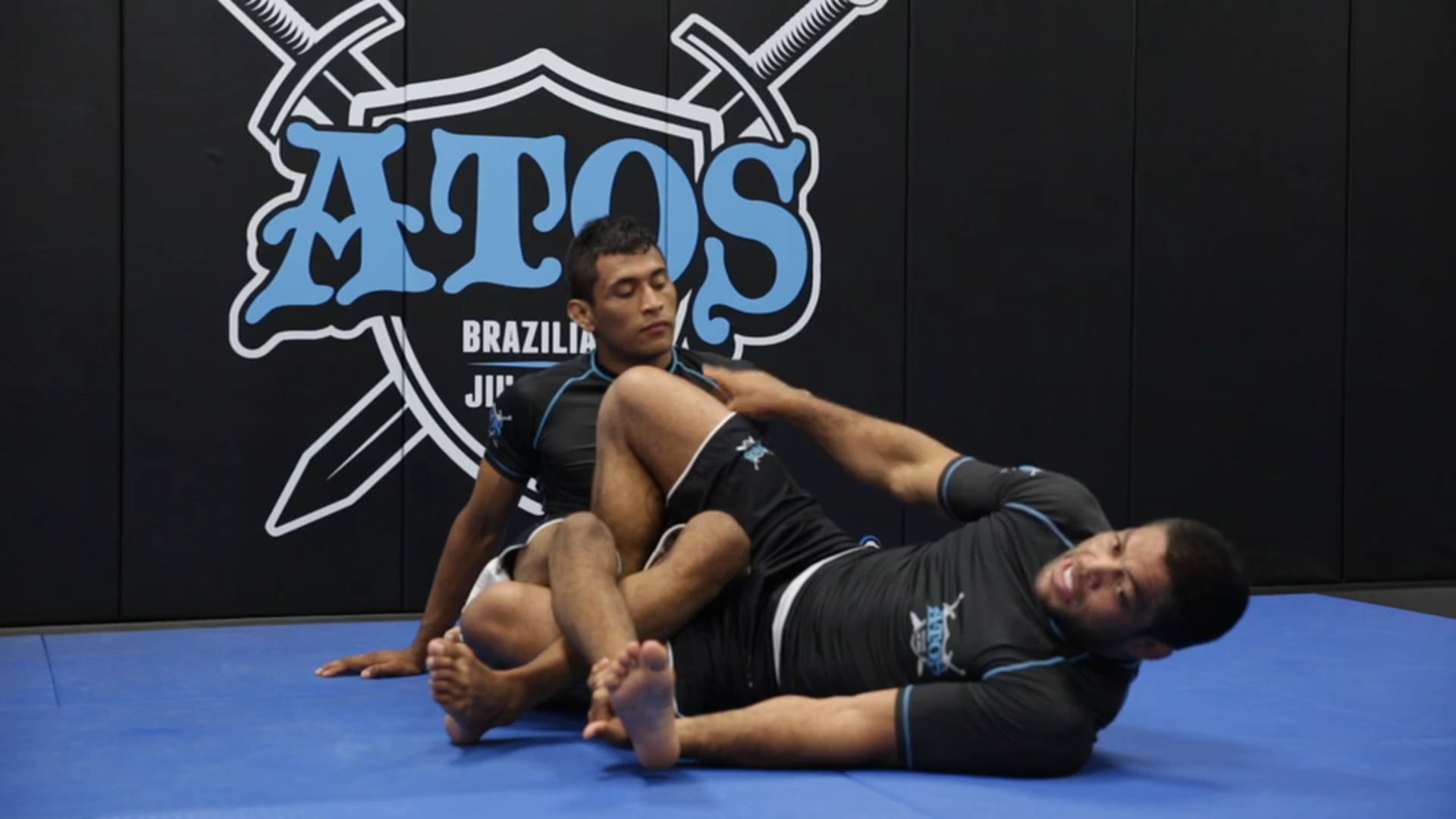 Kiss of the Dragon into the Heel Kook