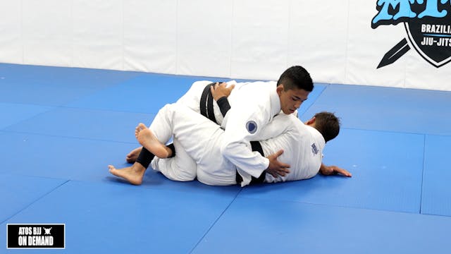 Passing Half Guard to Mount When Oppo...