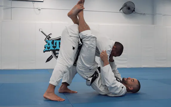 Opening Closed Guard on Knees & Stand...