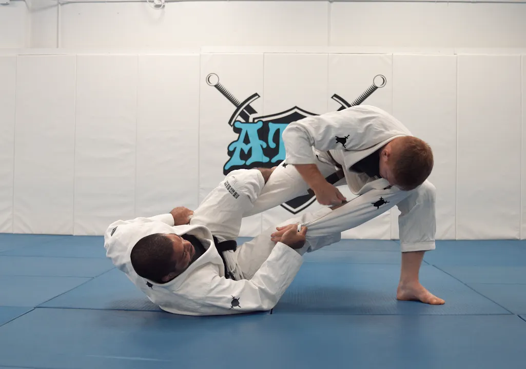 De La Riva Sweep & Variations | Part 1 - Andre Galvao - Atos BJJ OnDemand