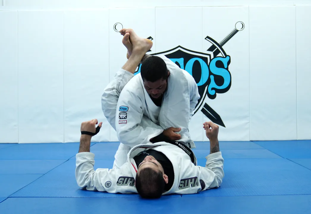 The Best Triangle Defense - Andre Galvao - Atos BJJ OnDemand