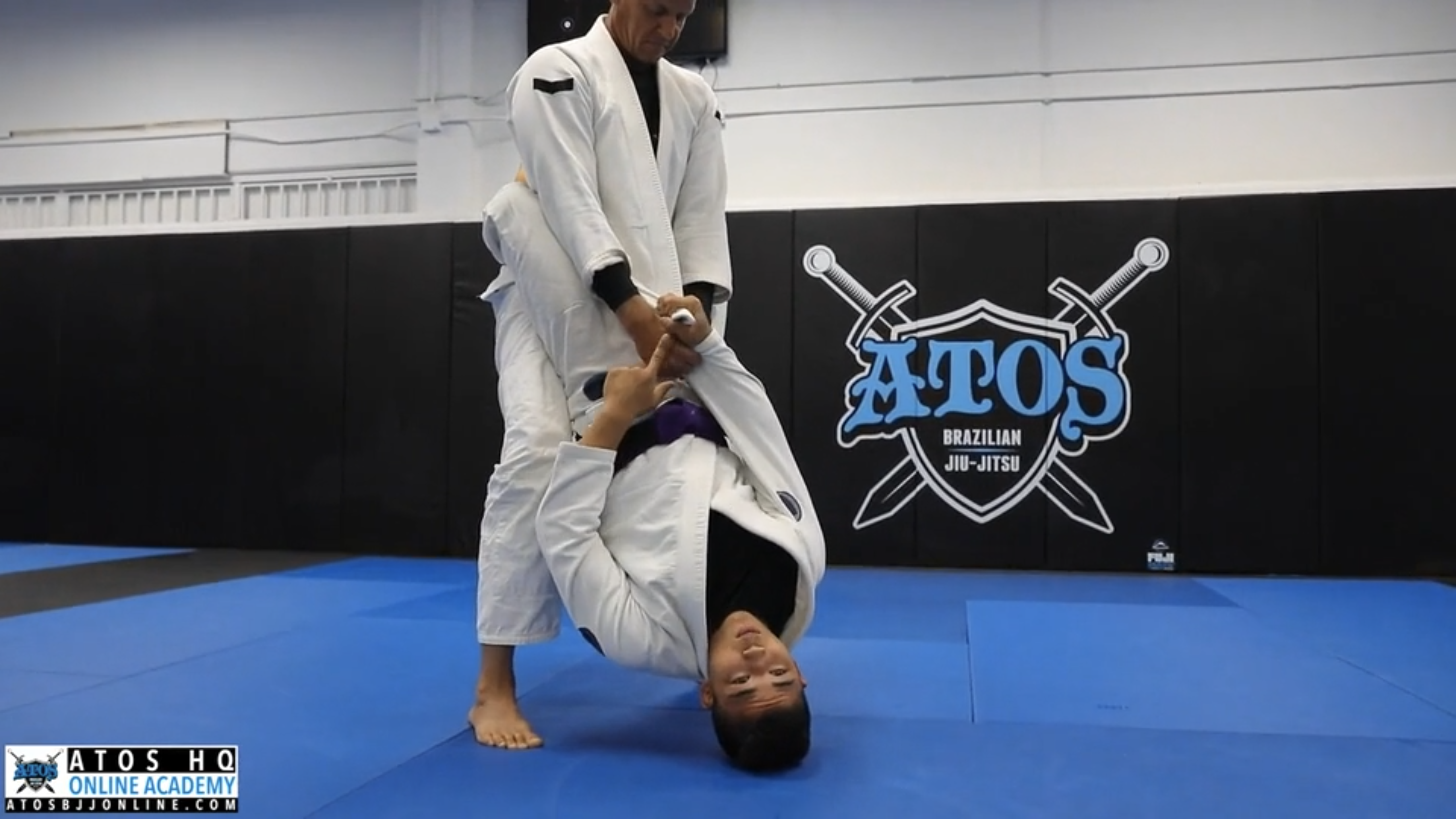 Setting Up The X Guard Sweep From Closed Guard - Squid Guard