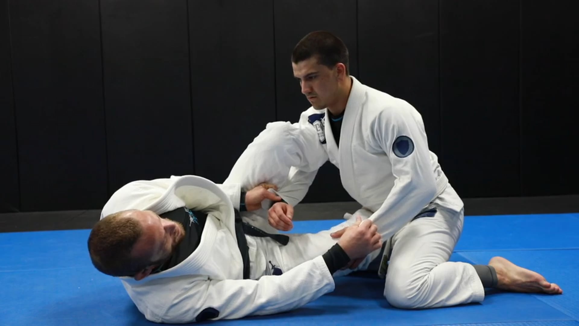 Omoplata From Lasso Guard