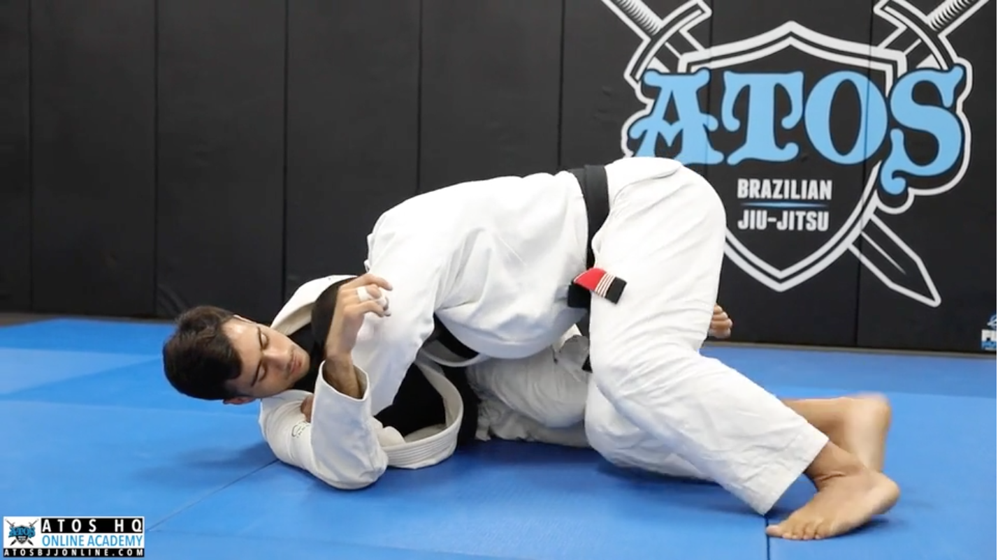 Pass Options from Knee Shield with Windshield Wiper Detail