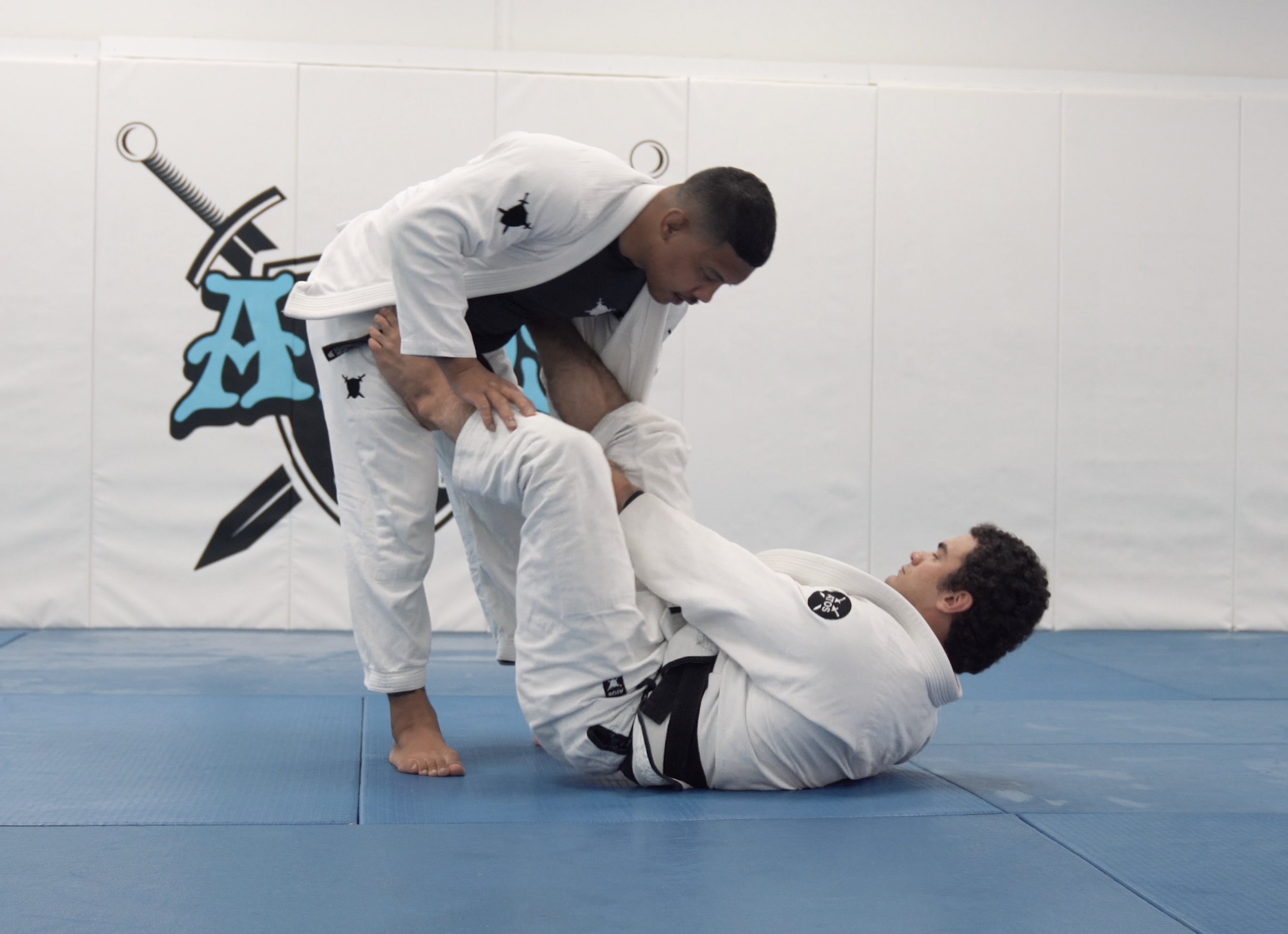 Passing the Lapel With Reverse Stack | Part 1