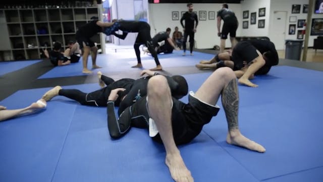 Andre Galvao rolling during No-Gi cla...