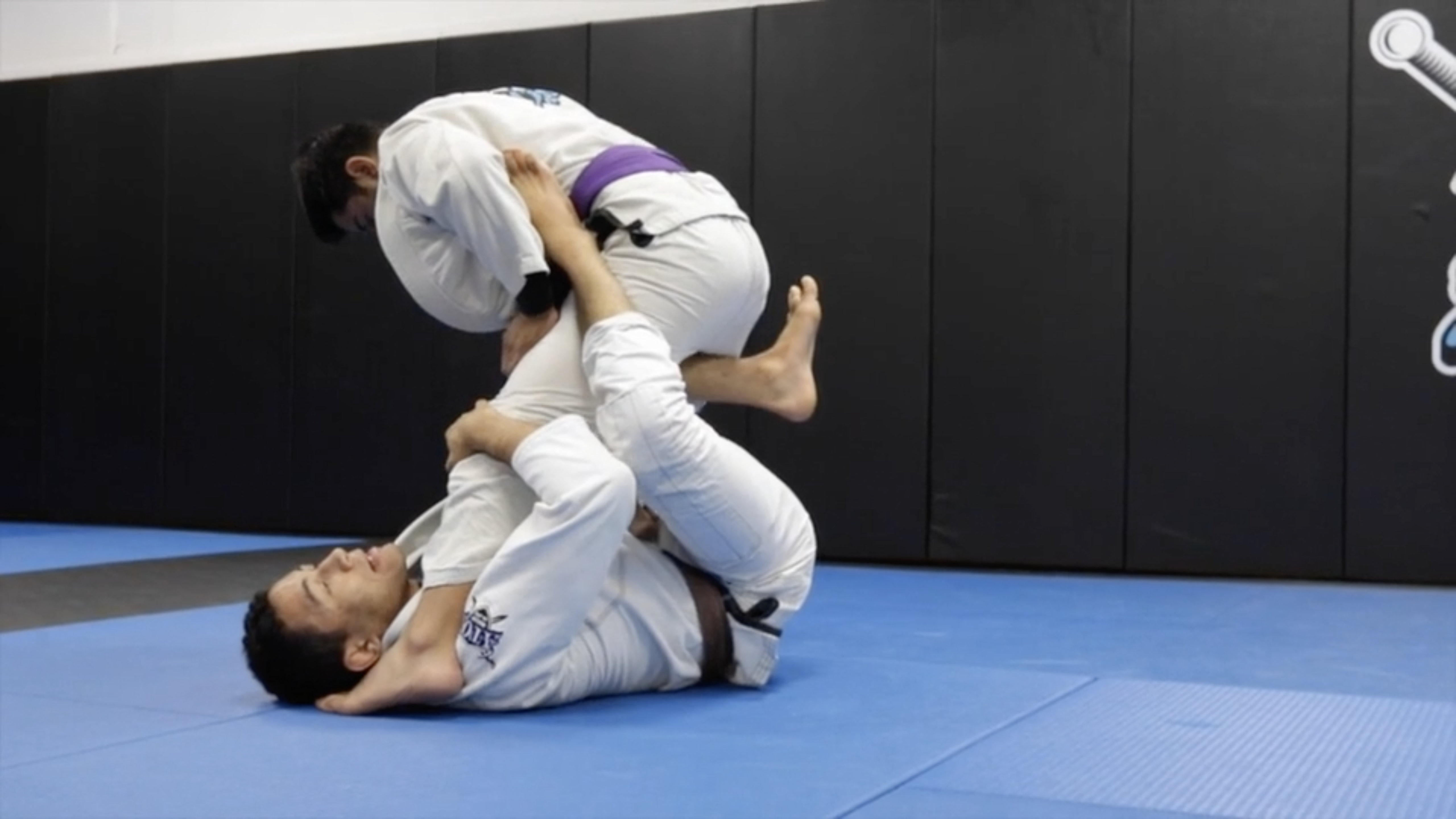 Sweeping From The One Leg X - Dominique Bell - Atos BJJ OnDemand