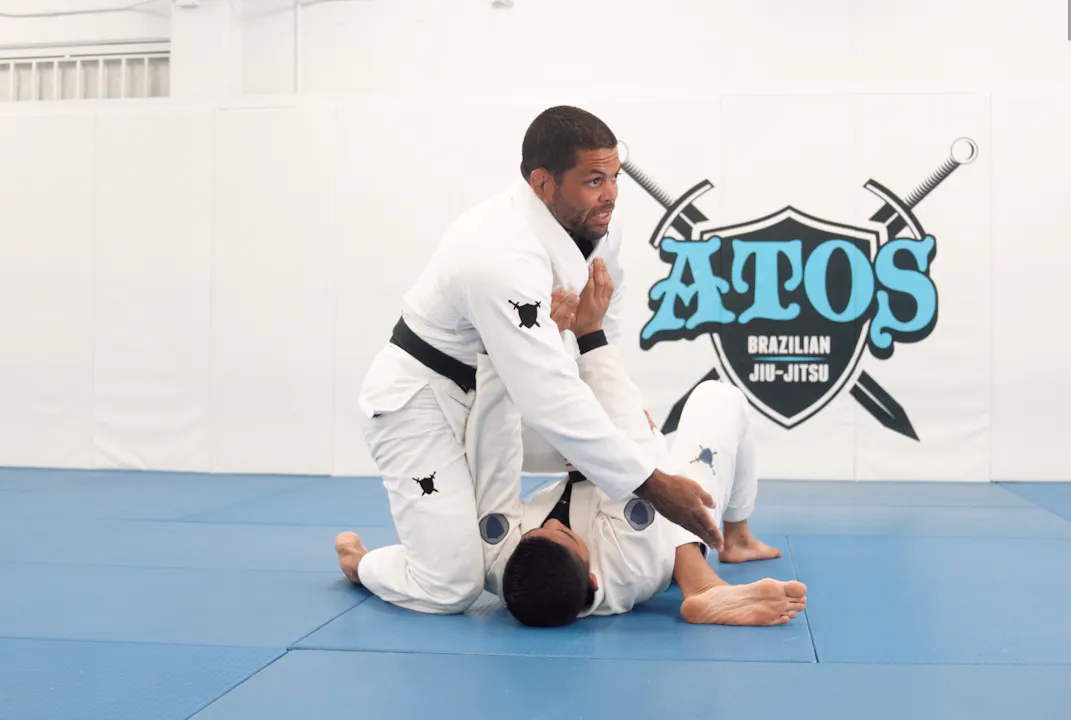 Arm Bar From Mount and Variations - Part 1 - Basic Jiu-Jitsu - Atos BJJ ...
