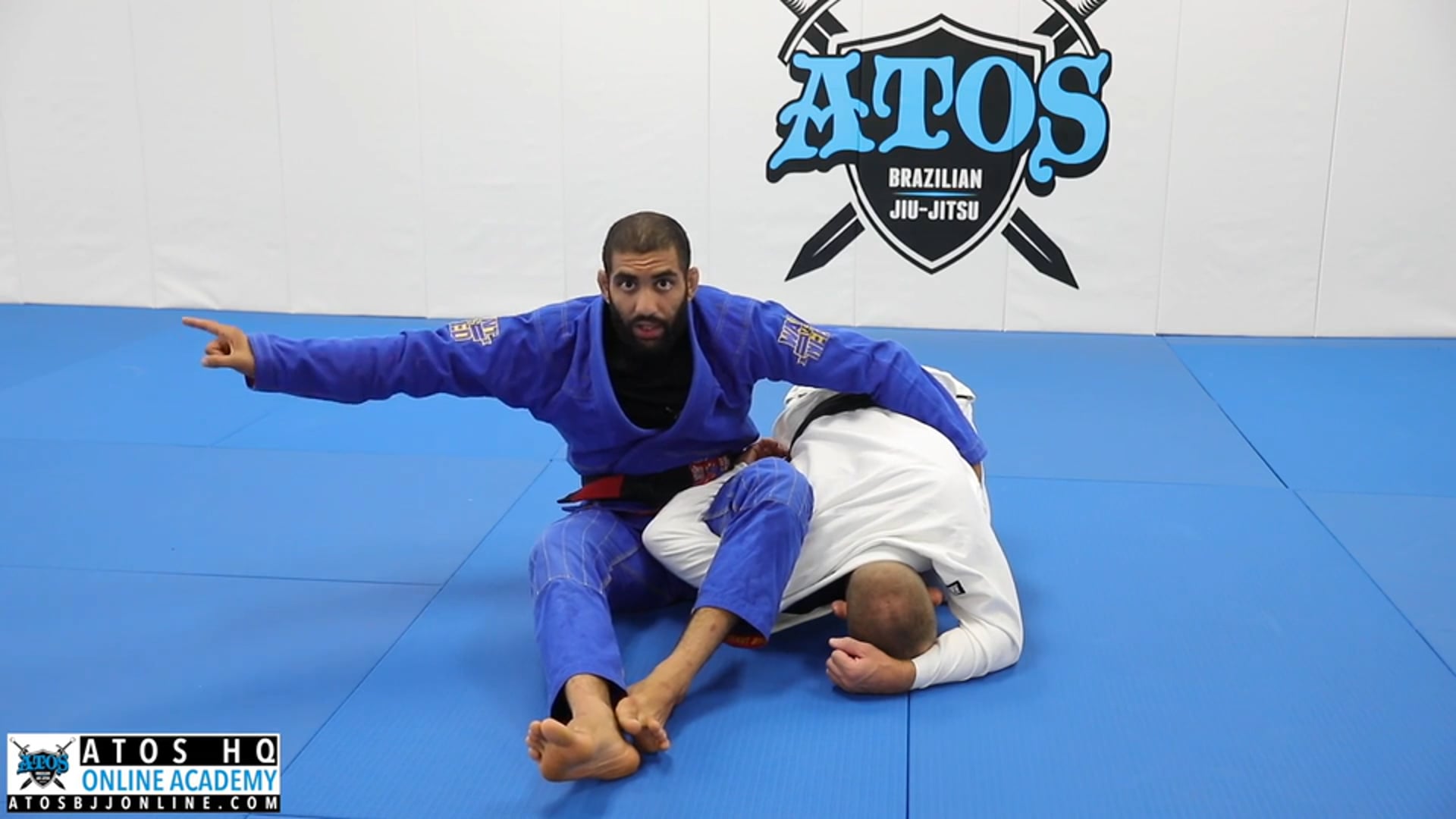 Omoplata From DLR Guard With Collar & Sleeve Grips