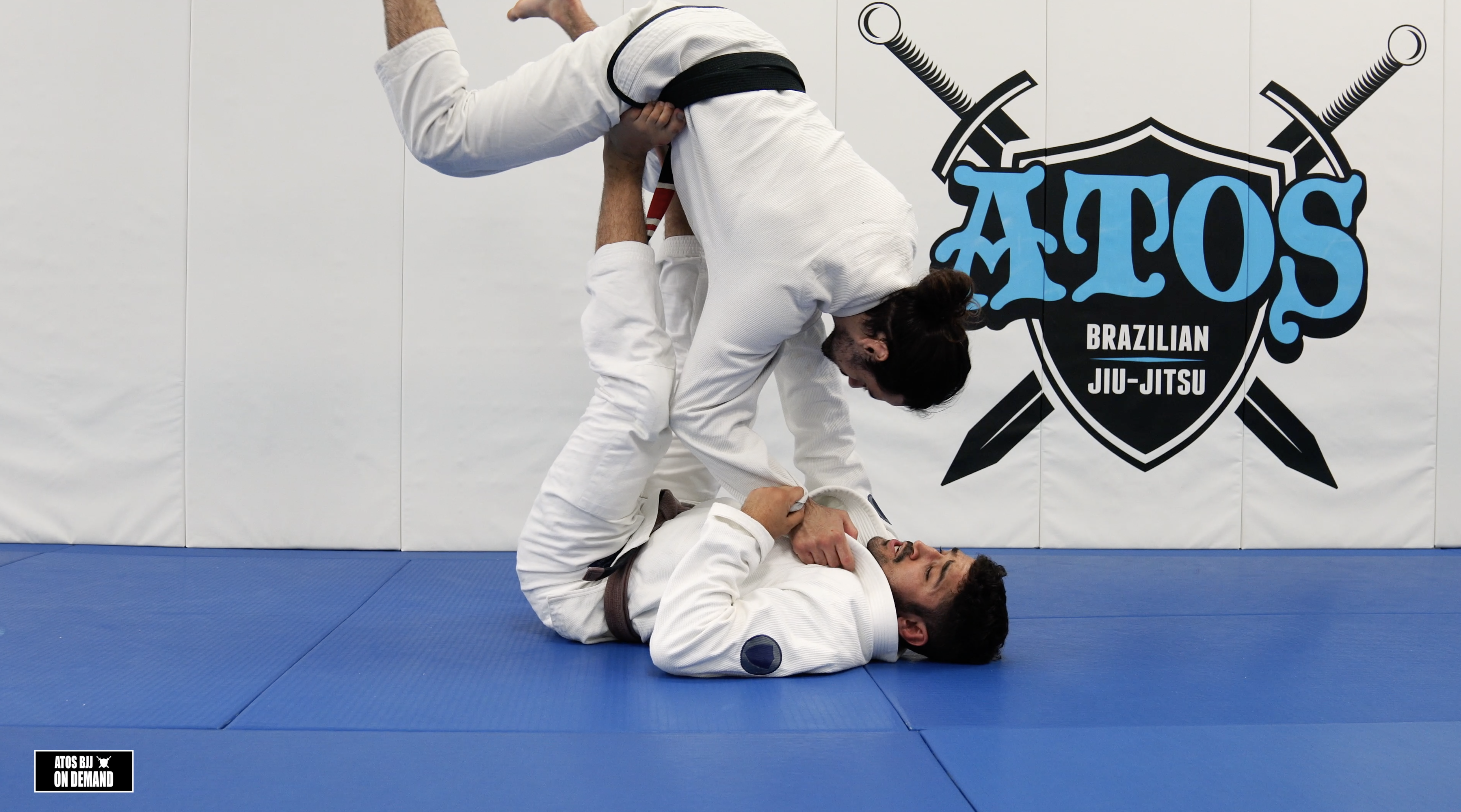 Setting Up Arm Bar from Collar and Sleeve Guard | Kids Class