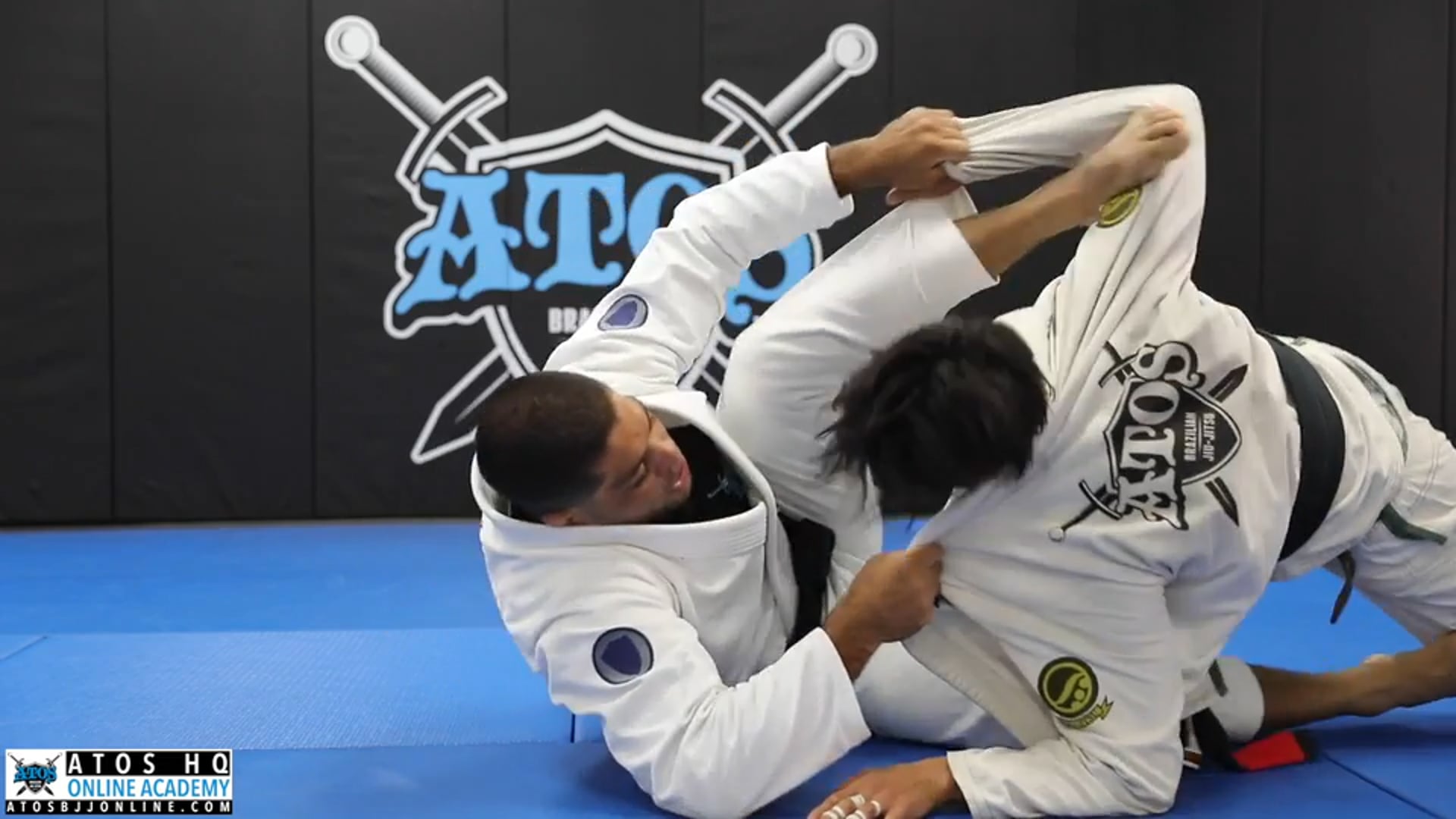 Details For A Strong Triangle Finish From Reverse DLR Half Spider Guard