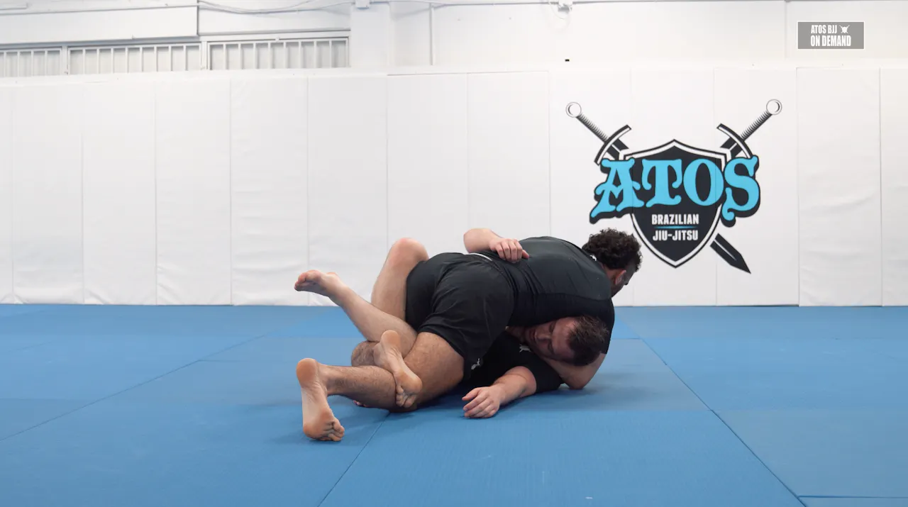 Keeping The Front Head Lock When Your Opponent Defends - Mike Perez ...