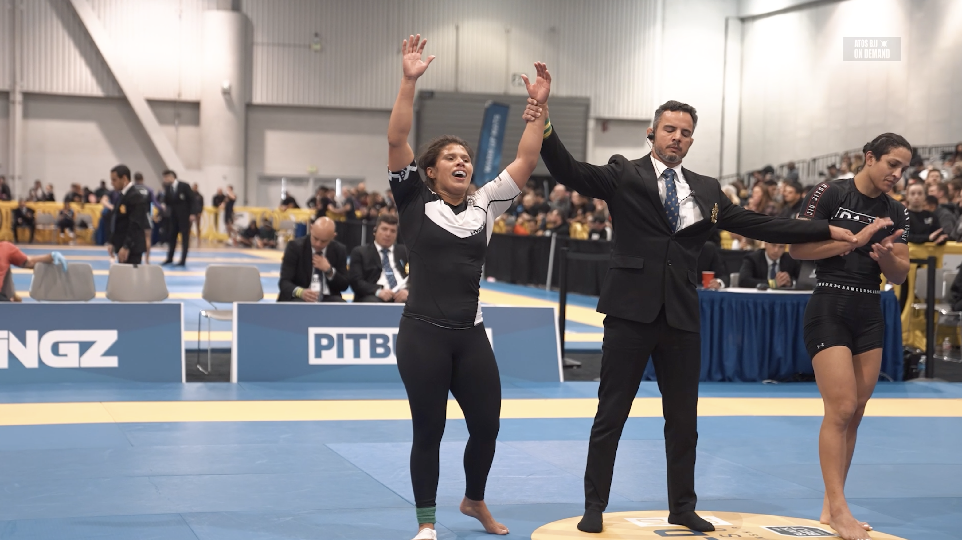 Interview: Gabi McComb Is The New Middleweight No-Gi World Champ 🏆