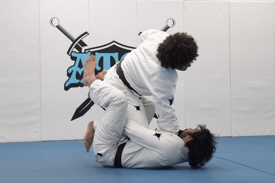 Old School Half Guard Pass to Knee Cu...