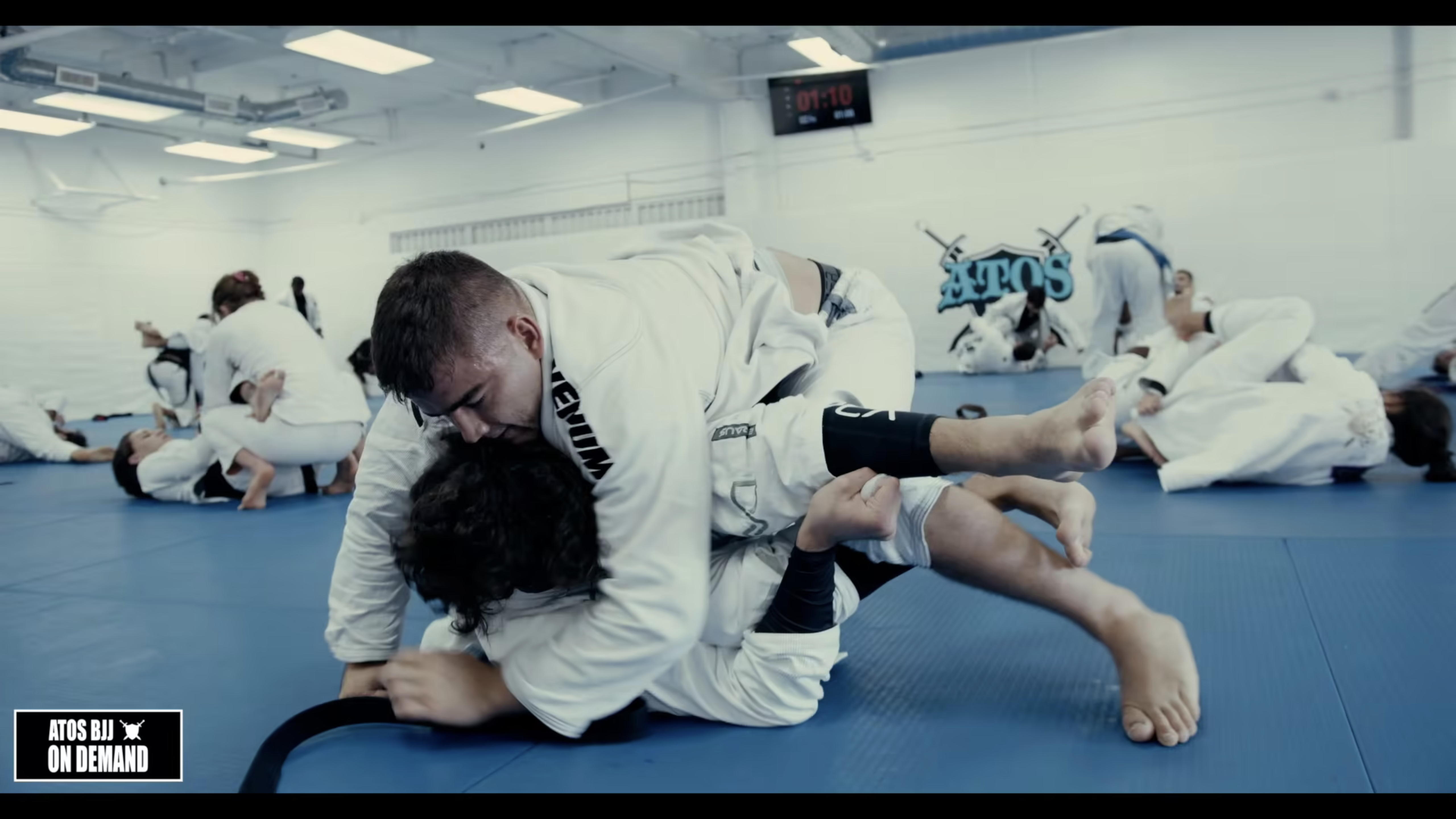 Gustavo Batista vs Nico Maglicic