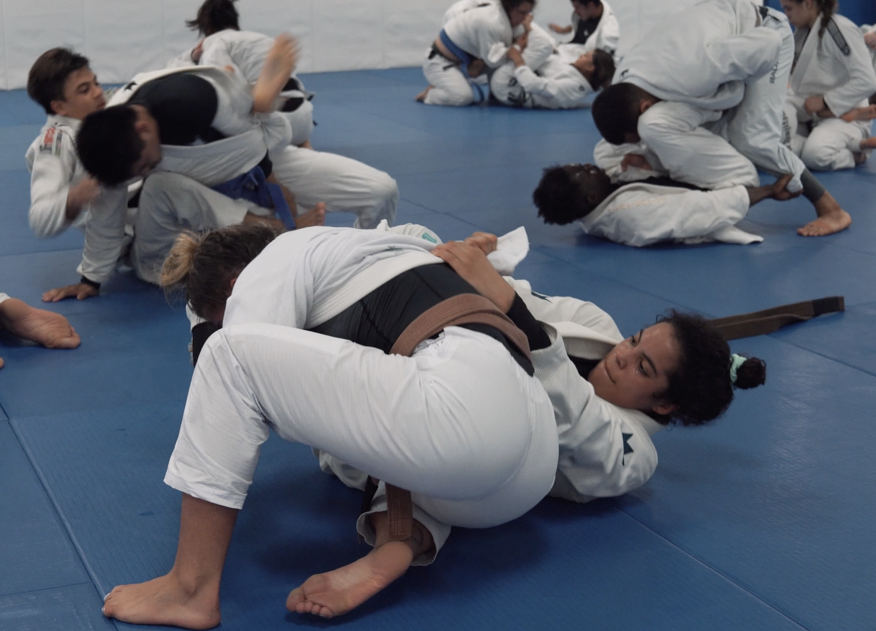 Sparring: Sarah Galvao(Purple Belt) vs Maria Carolina(Brown Belt)