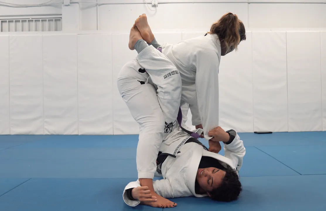 Muscle Sweep | Part 1 - Sarah Galvao - Atos BJJ OnDemand