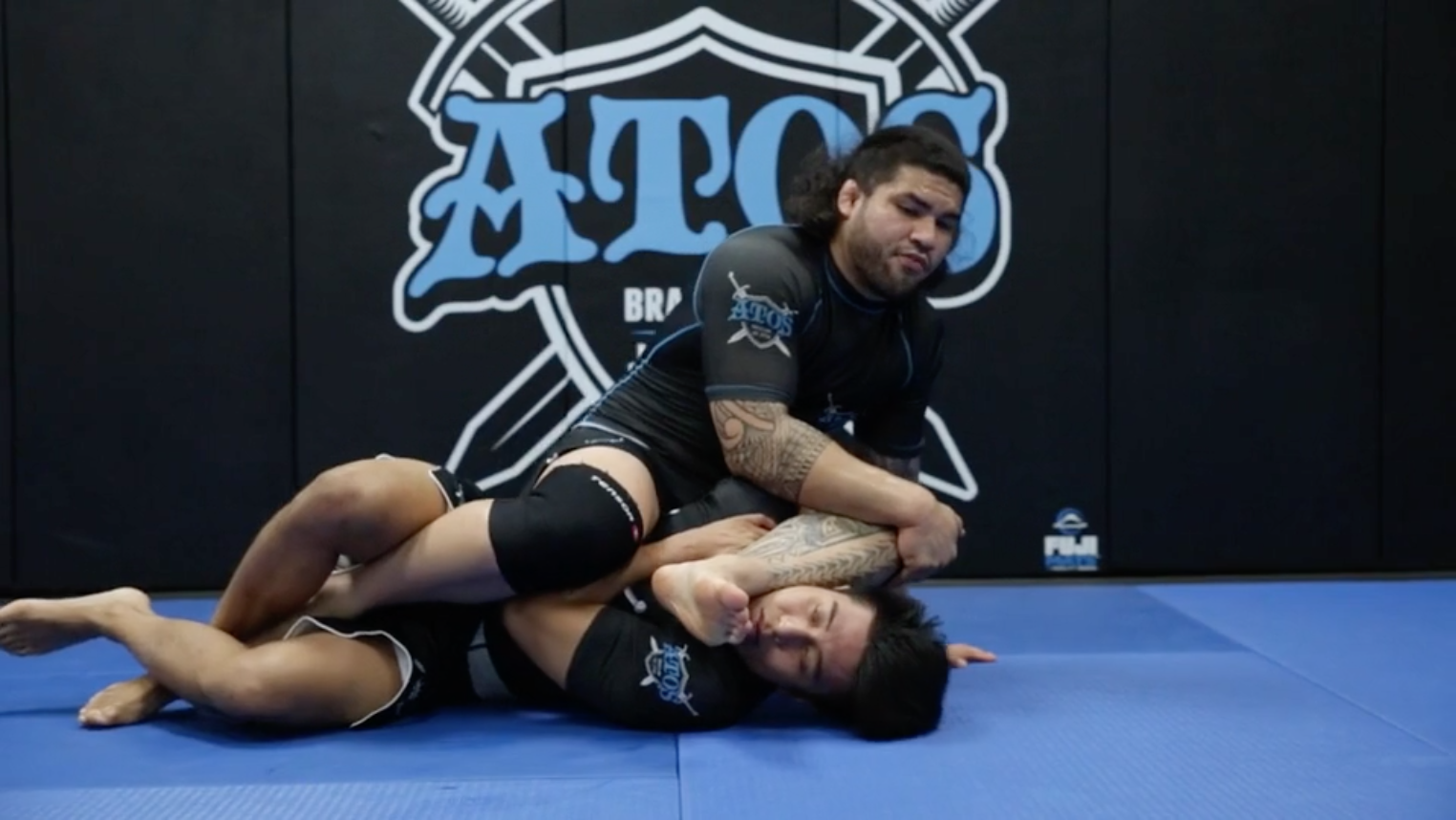 Jumping into Quarter Guard From DLR + Pass or Monoplata