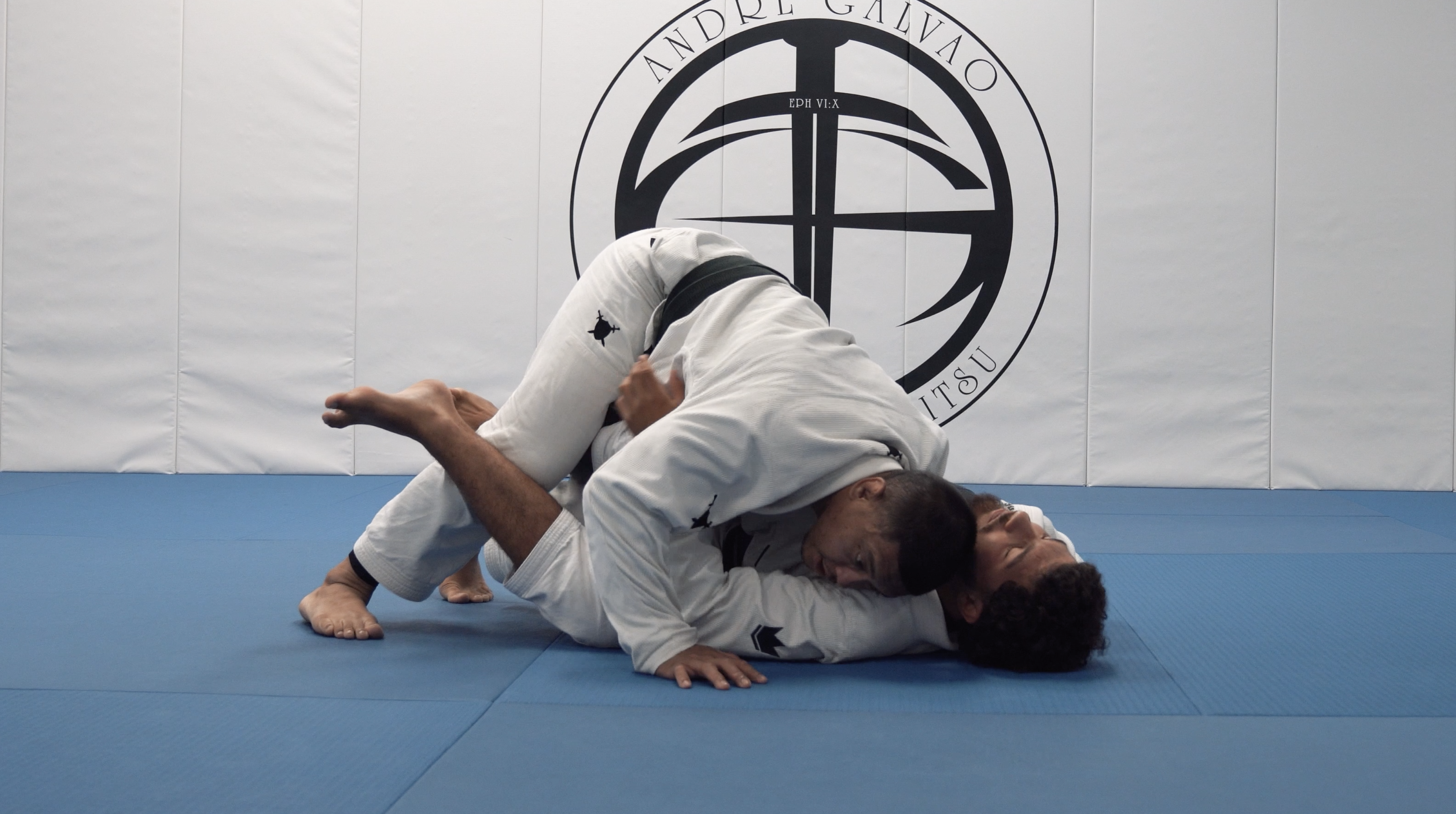 Passing Lasso Using Side Smash