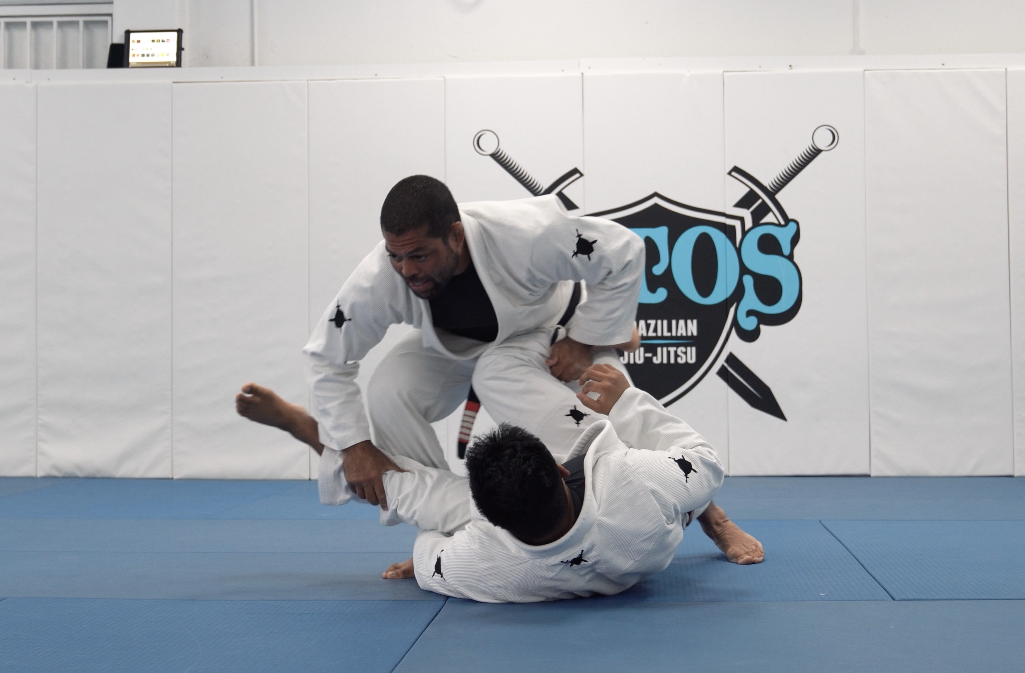 Avoiding DLR Grip Break to Coming up With Crazy Dog Pass | Part 2