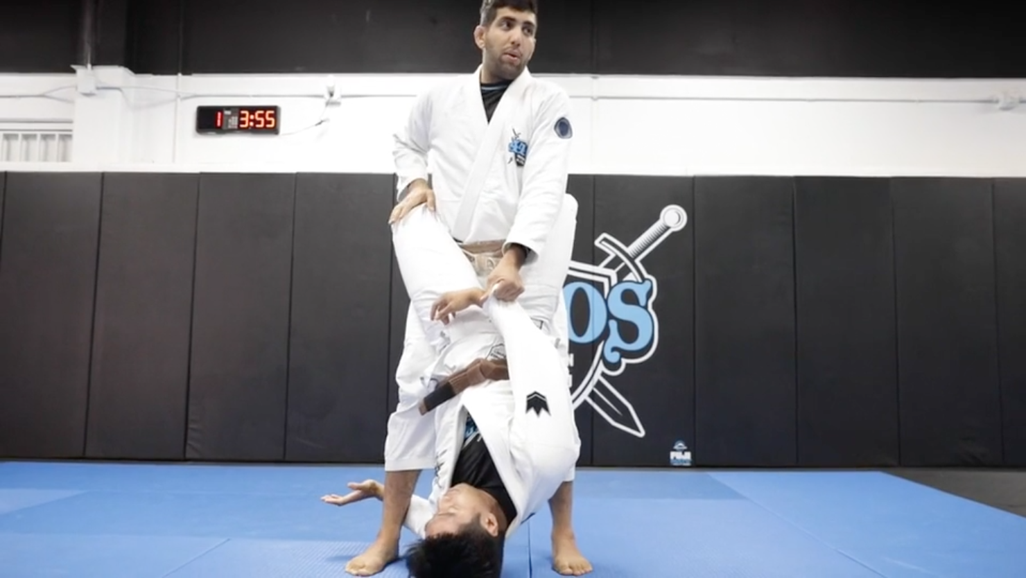 Opening the Closed Guard + Windshield Wiper Pass