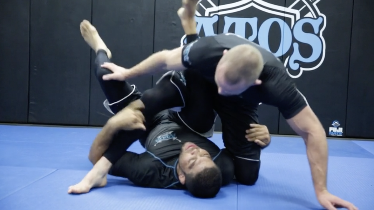 Attacking The Back From The Modified Waiter Sweep | Details 