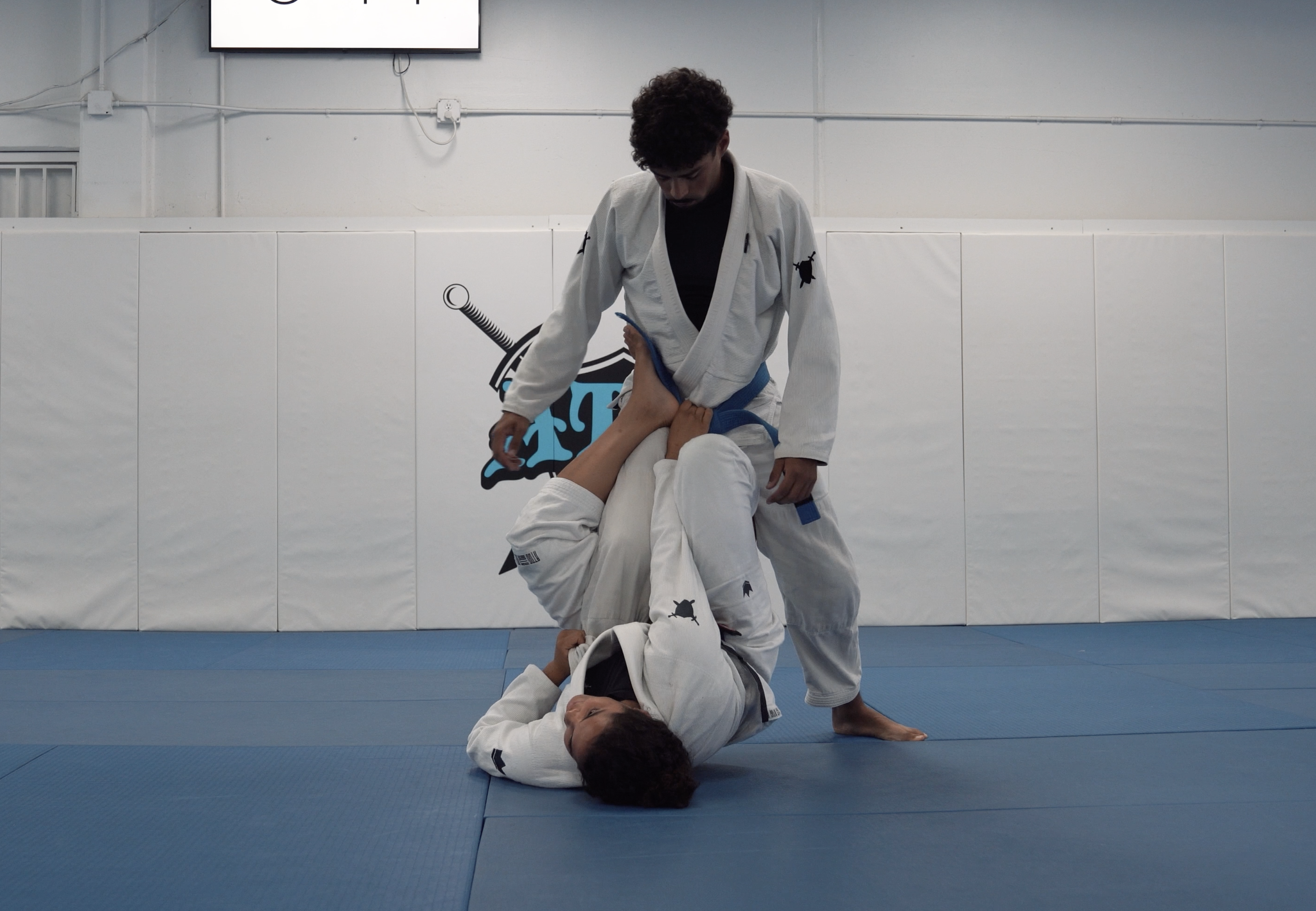 Catching the Opponent Off Guard From One Leg X | Part 2