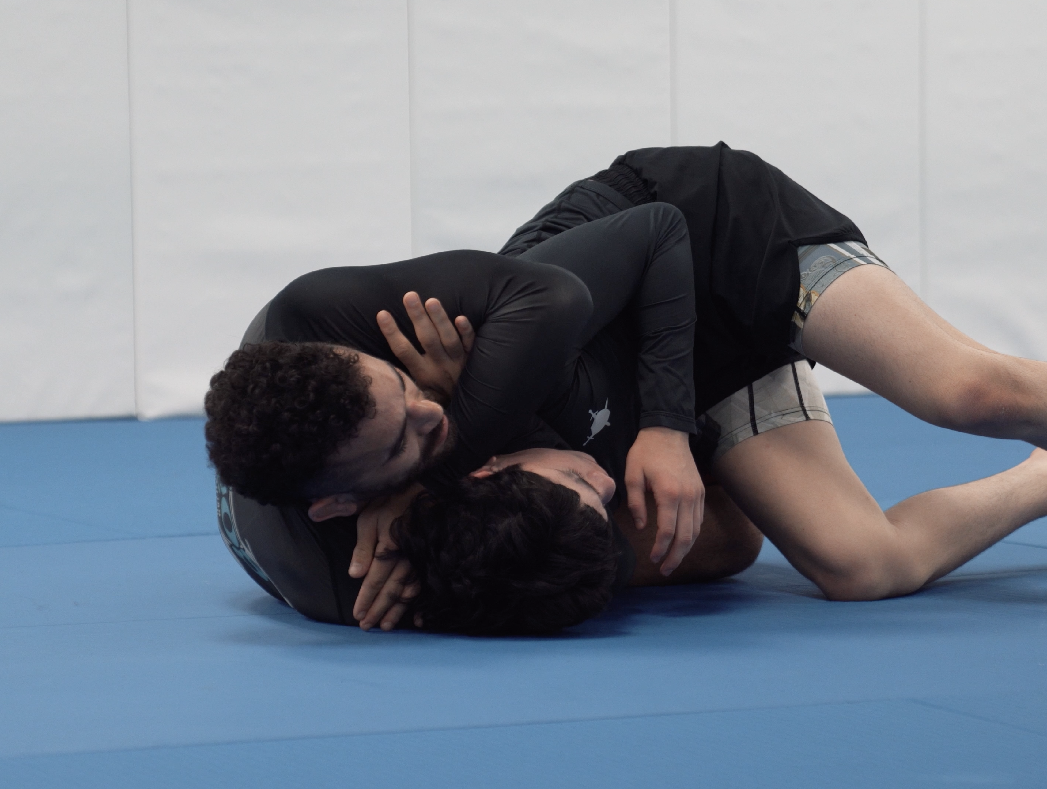 Knee Cut Pass to RNC on the Back