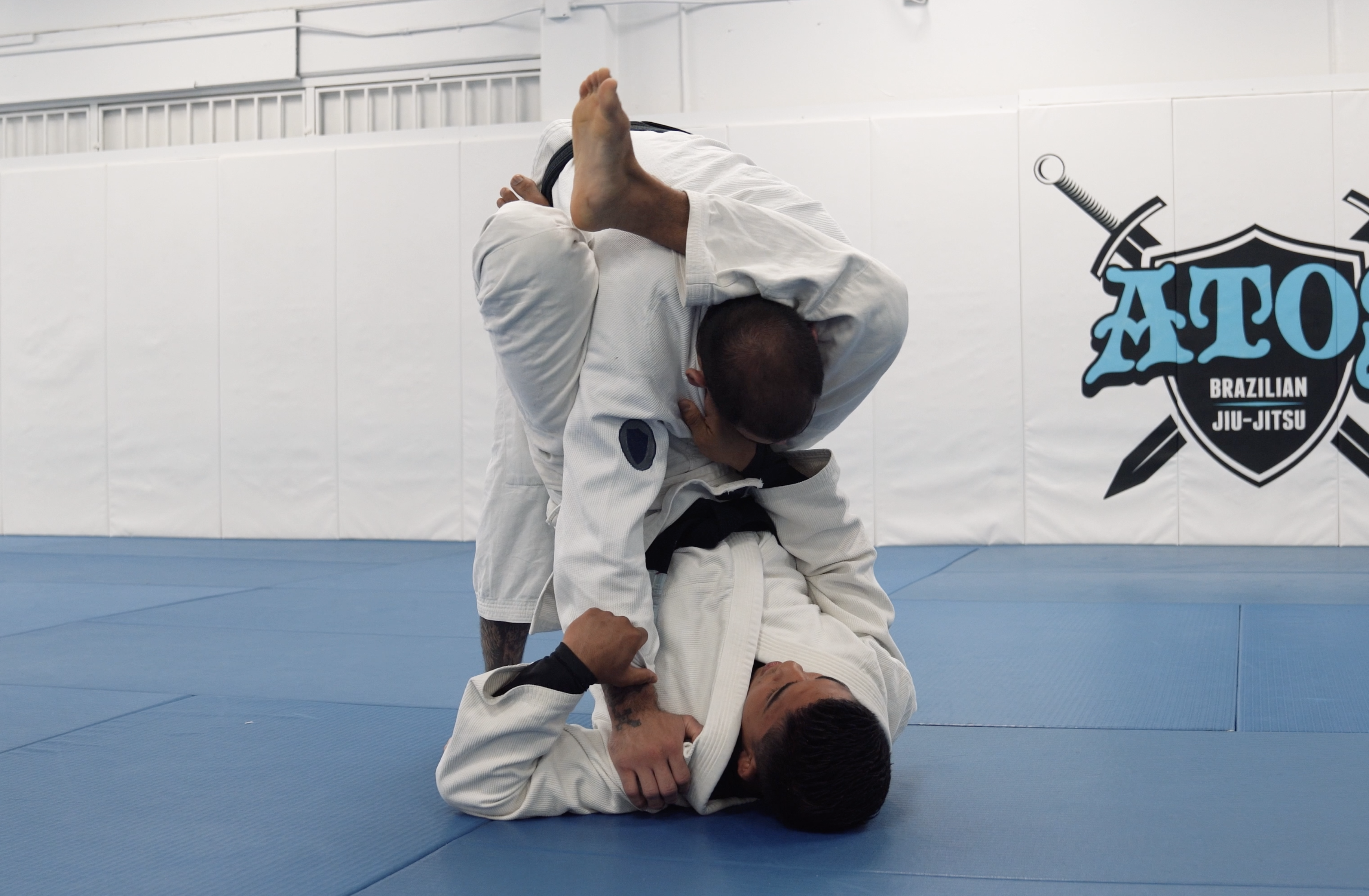 Spider Guard to Triangle & Arm Bar Variation | Part 1 