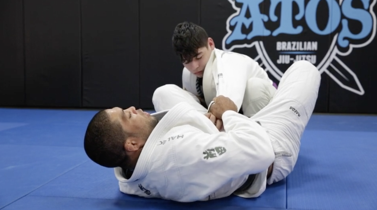 The Shin To Shin Concept To Attack Triangles & Omoplatas From Spider Guard 