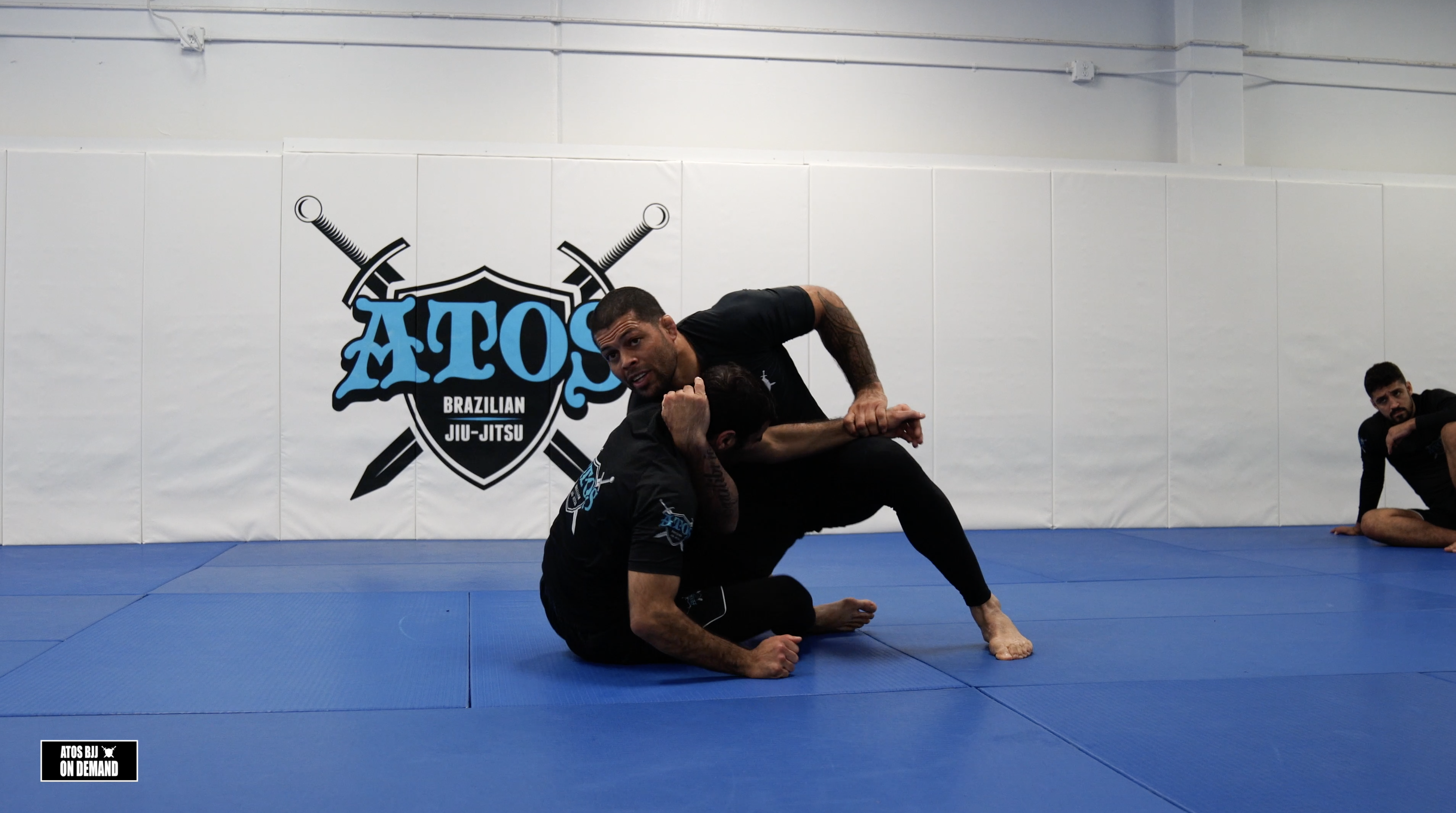 Outside Guard Passing Concepts To Pass Stronger Opponent's Guard