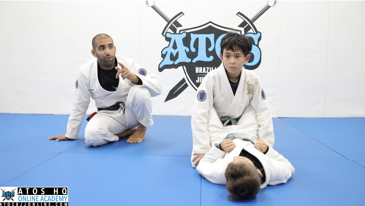 Passing Closed Guard 