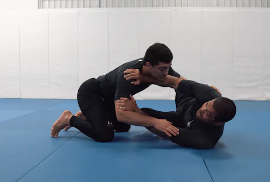 Emergency Door Escape to Strangle Var...