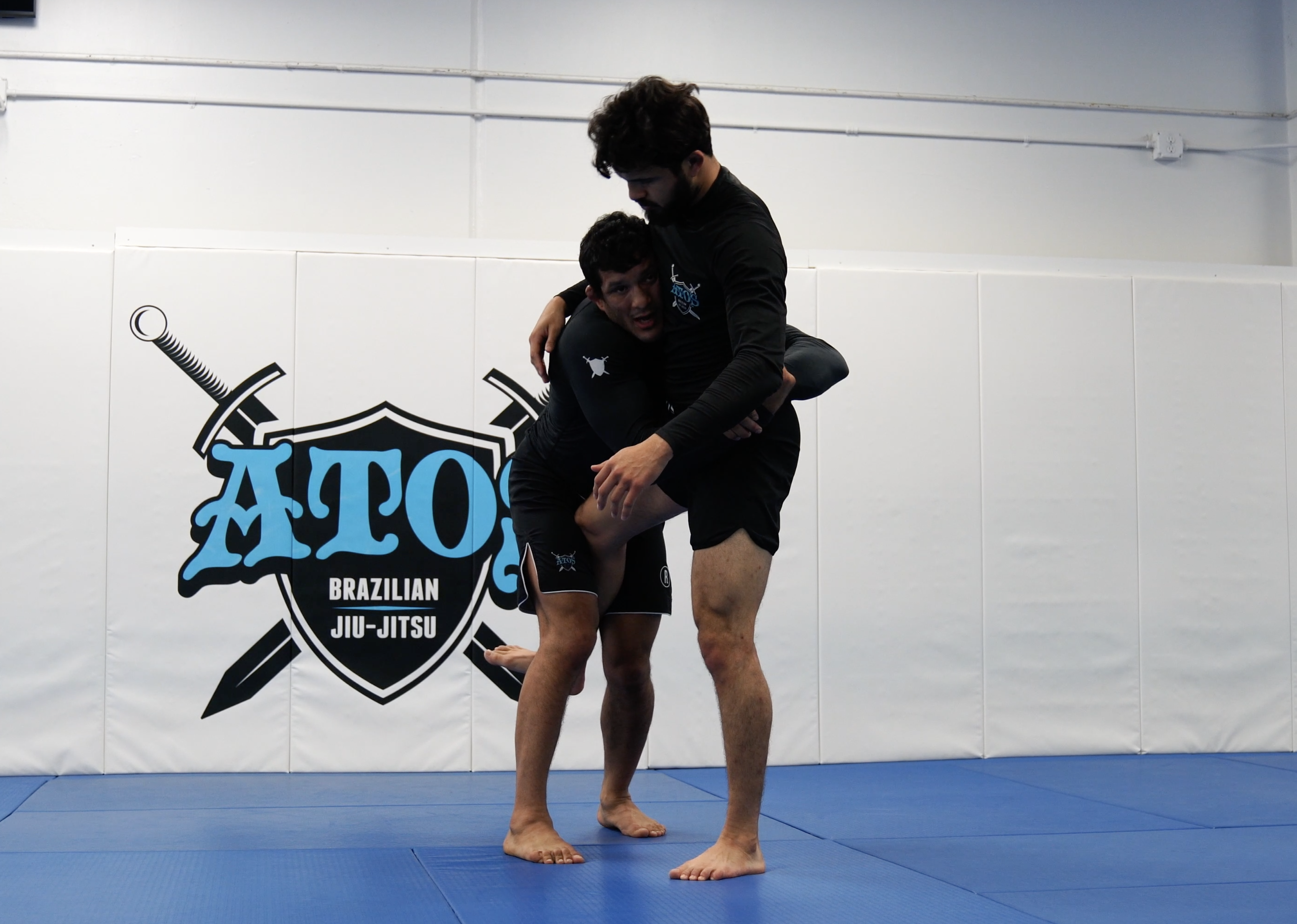 Reaching the Body Lock