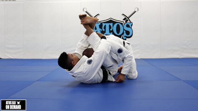 Triangle & Armbar from Closed Guard