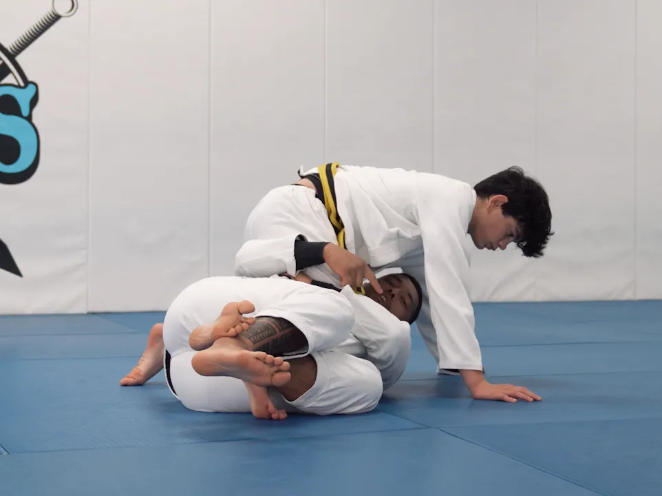 Getting to Deep Half Guard From Sit Up Guard | Part 1 - Rolando Samson ...