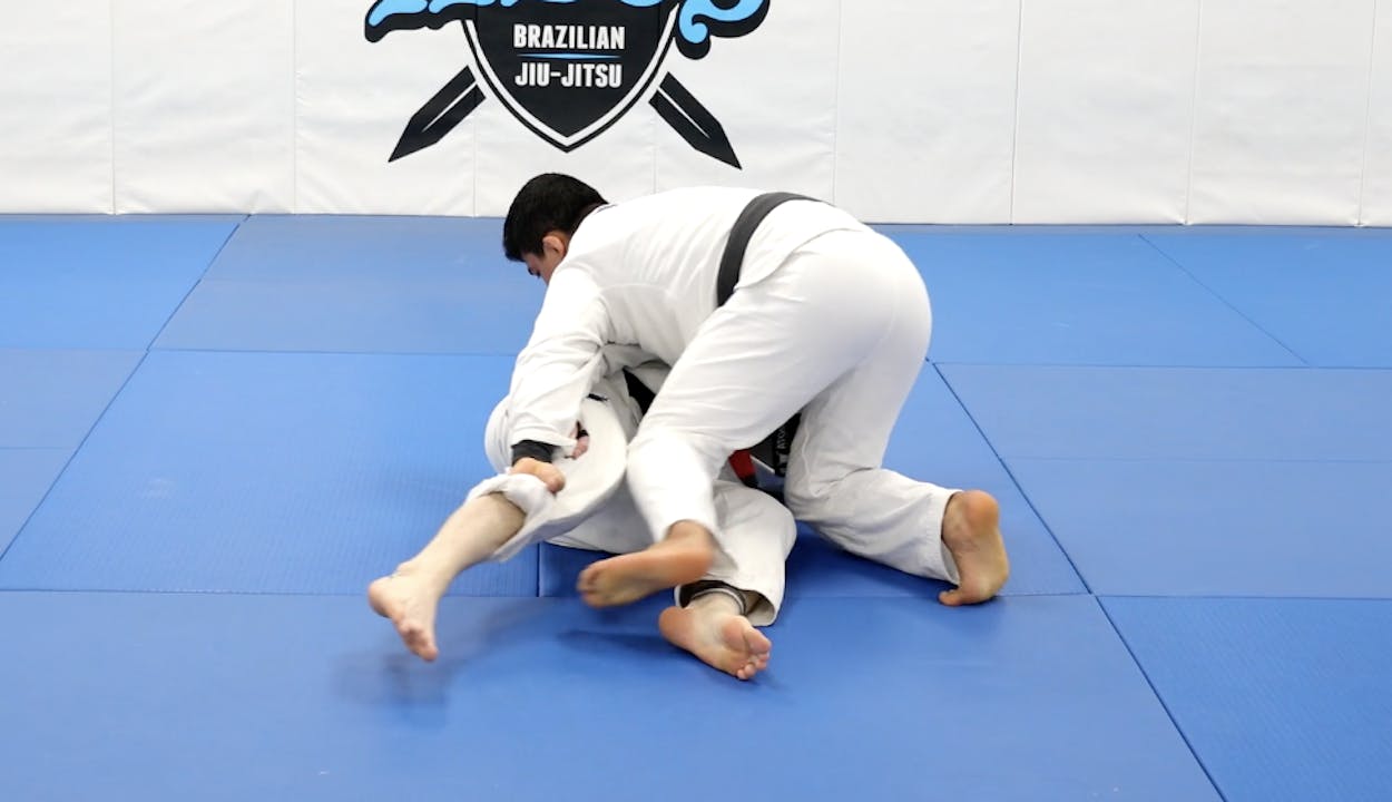 How To Stabilize Side Control Forcing The Half Guard After Throw By