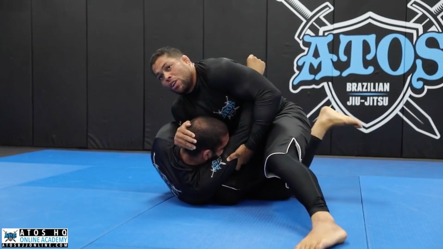 Knee Cut Pass When Opponent Sits Up + D'Arce Choke